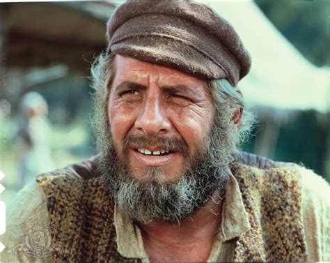 Israeli actor Chaim Topol dies; was famed for playing Tevye in ‘Fiddler on the Roof’